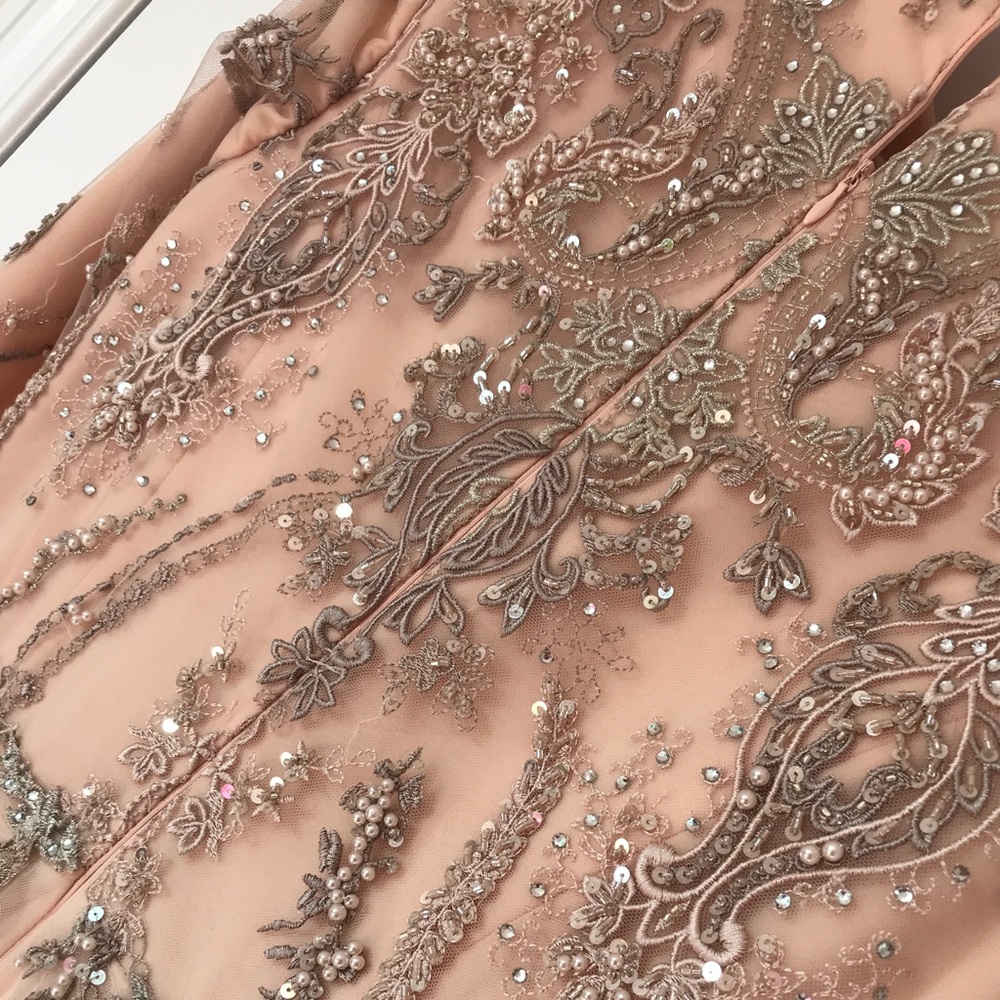 Full sleeve long evening gown - Picture 5 of 7